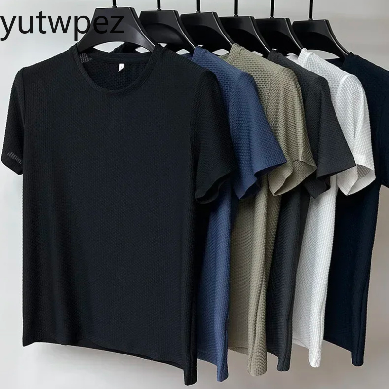 T-shirt da uomo traspirante in - Outdoor Adventure Clothing recensione e prezzo