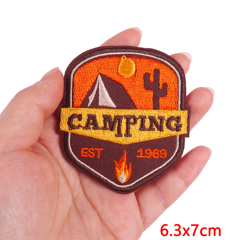 Toppa ricamata per avventure d - Outdoor Adventure Clothing recensione e prezzo