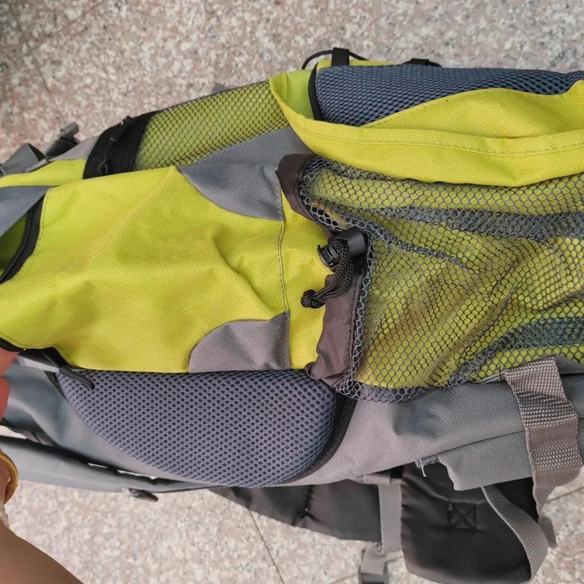 Zaino Leggero e Portatile da 4 - Outdoor Adventure Recreation recensione e prezzo